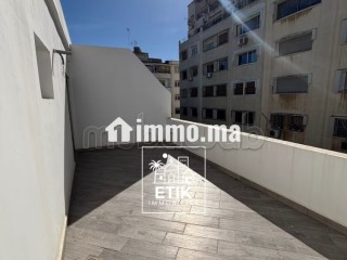 Vend appartement à Charf. 4 grandes pièces. Vue sur mer - Appartement à vendre - Tanger