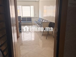Beaux bureaux à louer à Anassi. Surface totale 80 m². Ascenseur et garage. - Bureau à louer - Casablanca
