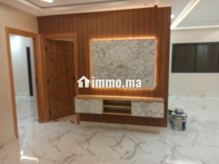 Appartement à l'achat à Al Kawtar. 3 chambres. Porte blindée et système de double vitrage. - Appartement à vendre - Bouznika