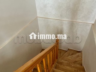 Villa de haut standing à vendre à Tassoultante Marrakech. Superficie 150 m2 Bien meublé - Villa à vendre - Marrakech