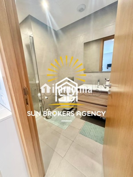 Tres joli produit moderne sur cfc - Location Immobilier - Casablanca - photo 6
