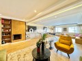 superbe-appartement-meuble-de-220-m2-a-la-location-small-0