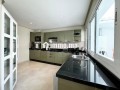 superbe-appartement-meuble-de-220-m2-a-la-location-small-6