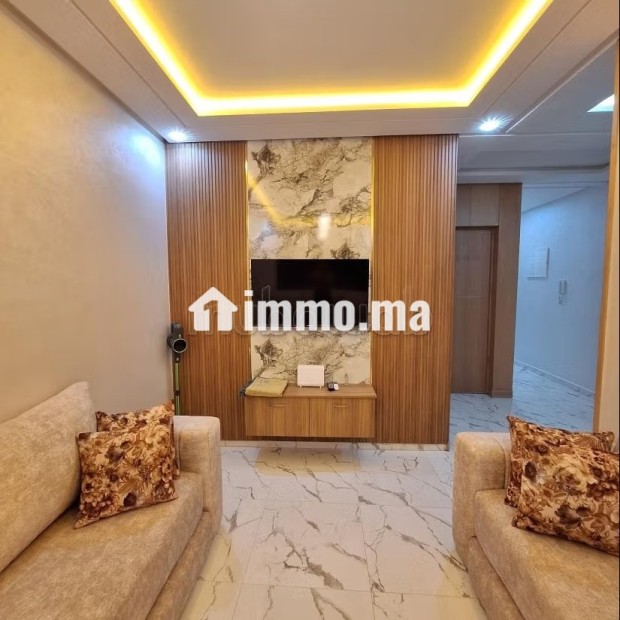 Appartement de vacances à louer à Hay Mohammadi. 1 Pièce. Salon typique marocain, résidence sécurisée - Vente Immobilier - Agadir - photo 1