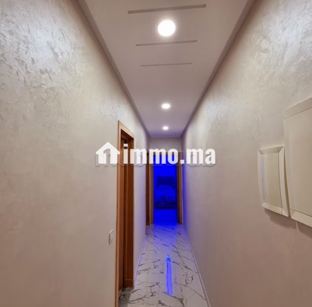 Appartement de vacances à louer à Hay Mohammadi. 1 Pièce. Salon typique marocain, résidence sécurisée - Vente Immobilier - Agadir - photo 6