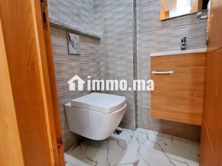Appartement de vacances à louer à Hay Mohammadi. 1 Pièce. Salon typique marocain, résidence sécurisée - Appartement à vendre - Agadir