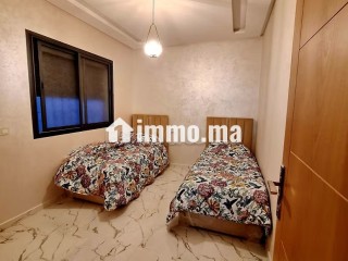 Appartement de vacances à louer à Hay Mohammadi. 1 Pièce. Salon typique marocain, résidence sécurisée - Appartement à vendre - Agadir