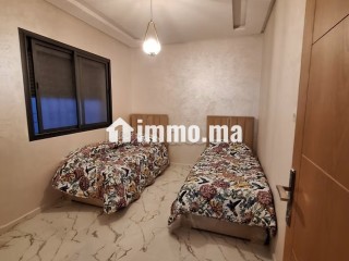 Appartement de vacances à louer à Hay Mohammadi. 1 Pièce. Salon typique marocain, résidence sécurisée - Appartement à vendre - Agadir