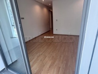 Très bel appartement en location à Souissi. 2 chambres. Ascenseur et stationnement - Appartement à louer - Rabat