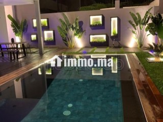 Maison de luxe à louer à Ville Verte. 5 grandes pièces. Meublé - Maison à louer - Bouskoura