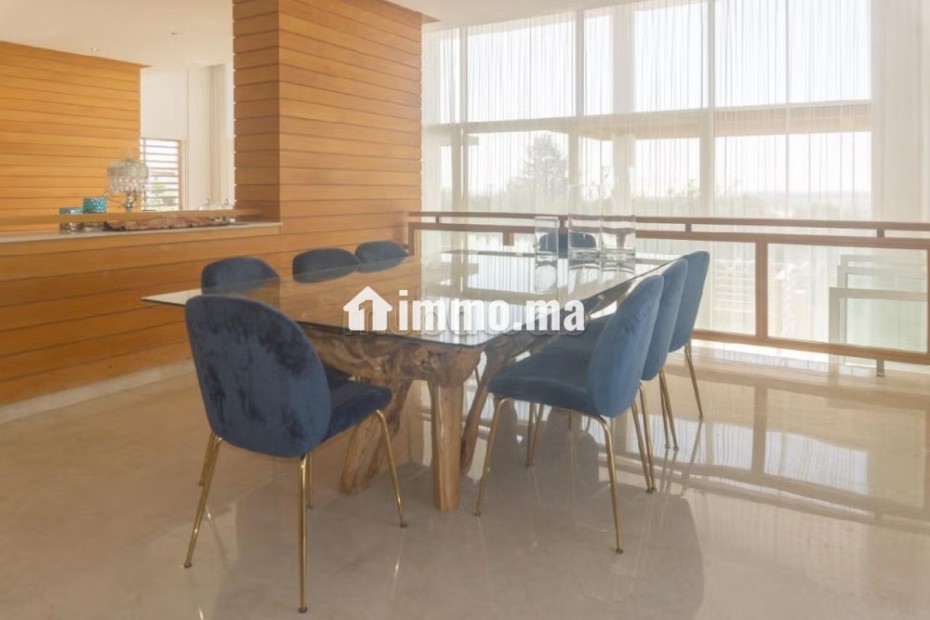 Villa de luxe à louer à Bouskoura. 5 pièces confortables. Places de parking et terrasse - Location Immobilier - Bouskoura - photo 6
