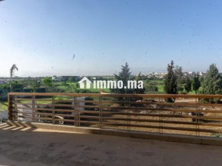 Villa de luxe à louer à Bouskoura. 5 pièces confortables. Places de parking et terrasse - Villa à louer - Bouskoura