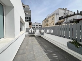 Beaux bureaux à louer à Gauthier. Surface de 220 m². Conciergerie à disposition, système de climatisation - Bureau à louer - Casablanca