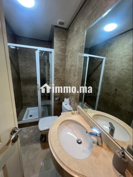 Très bel appartement en location à Gauthier. 3 pièces confortables. Bien meublé - Location Immobilier - Casablanca - photo 8