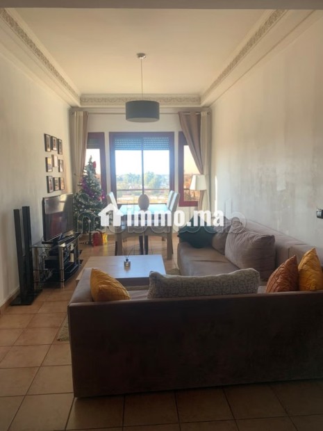 Appartement vide en location à victor hugo.
Superficie 100 m².
Tout confort avec cheminée et climatisation - Location Immobilier - Marrakech - photo 1
