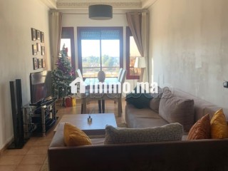 Appartement vide en location à victor hugo.
Superficie 100 m².
Tout confort avec cheminée et climatisation - Appartement à louer - Marrakech