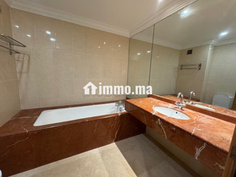 Appartement à louer triangle d'or 3 chambres - Location Immobilier - Casablanca - photo 8