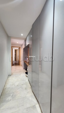 rez-de-jardin-3-chambres-piscine-commune-big-9