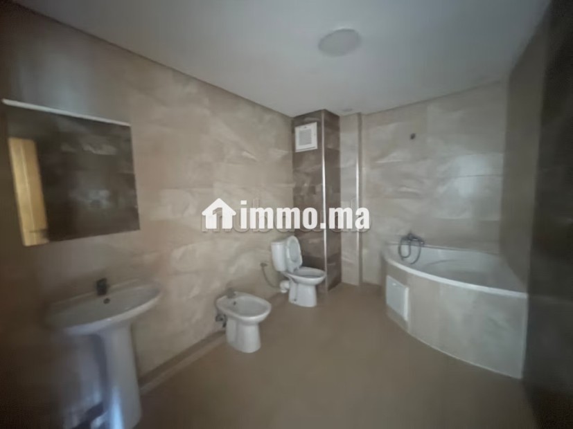 Appartement a louer situé: sity des jardin - Location Immobilier - Kenitra - photo 7