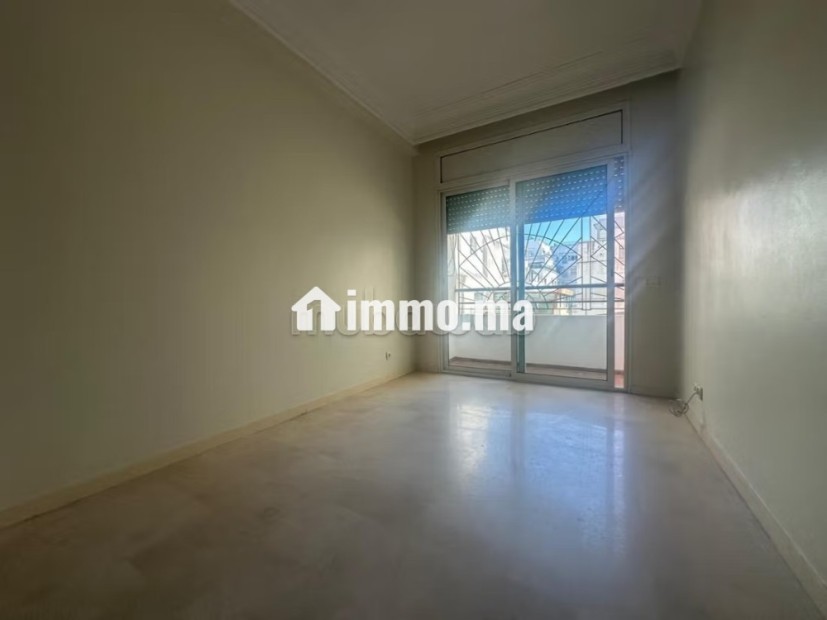 Top appart 3ch vide refait a neuf - Location Immobilier - Casablanca - photo 2