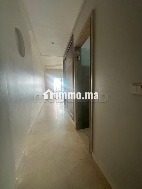 Top appart 3ch vide refait a neuf - Location Immobilier - Casablanca - photo 3