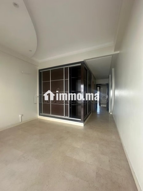 Top appart 3ch vide refait a neuf - Location Immobilier - Casablanca - photo 5