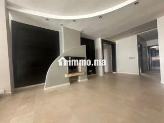 Top appart 3ch vide refait a neuf - Appartement à louer - Casablanca