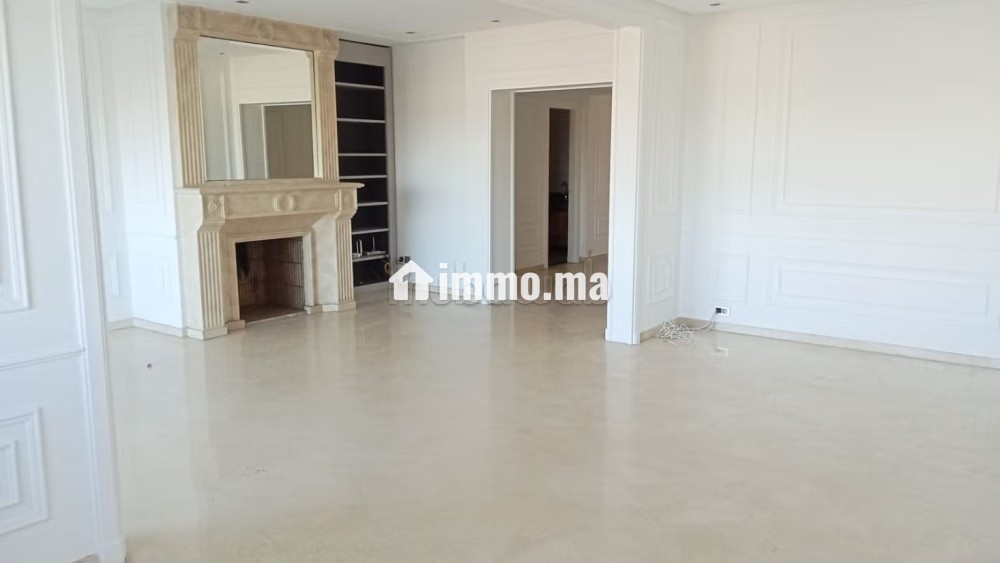 Top appartement avec terrasse a la location proche CIL - Location Immobilier - Casablanca - photo 3
