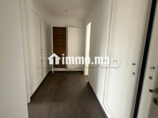 Top appartement avec terrasse a la location proche CIL - Appartement à louer - Casablanca