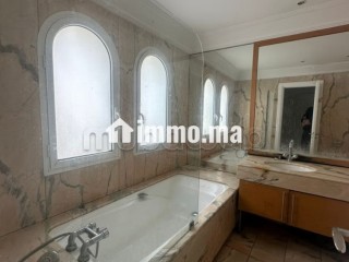 Top appartement avec terrasse a la location proche CIL - Appartement à louer - Casablanca