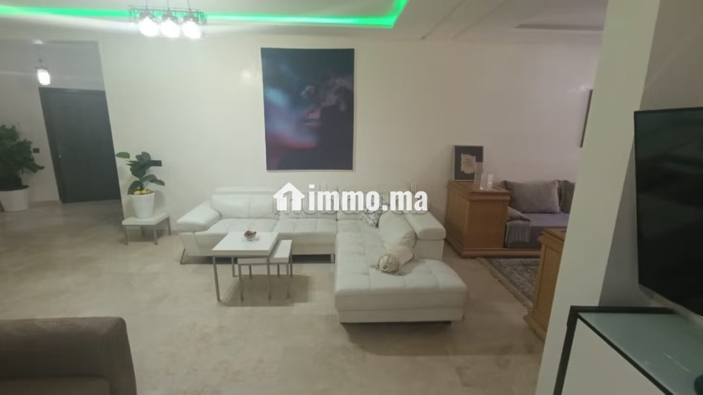 Très bel appartement en location à Guéliz. 4 pièces. Meublé - Location Immobilier - Marrakech - photo 2