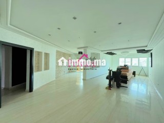 Location Appartement 160m² QUARTIER ADMINISTRATIF Tanger réf: LM810 - Appartement à louer - Tanger