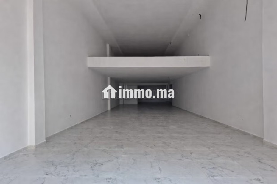 Magasins spacieux avec mezzanine à Oasis - Location Immobilier - Casablanca - photo 5