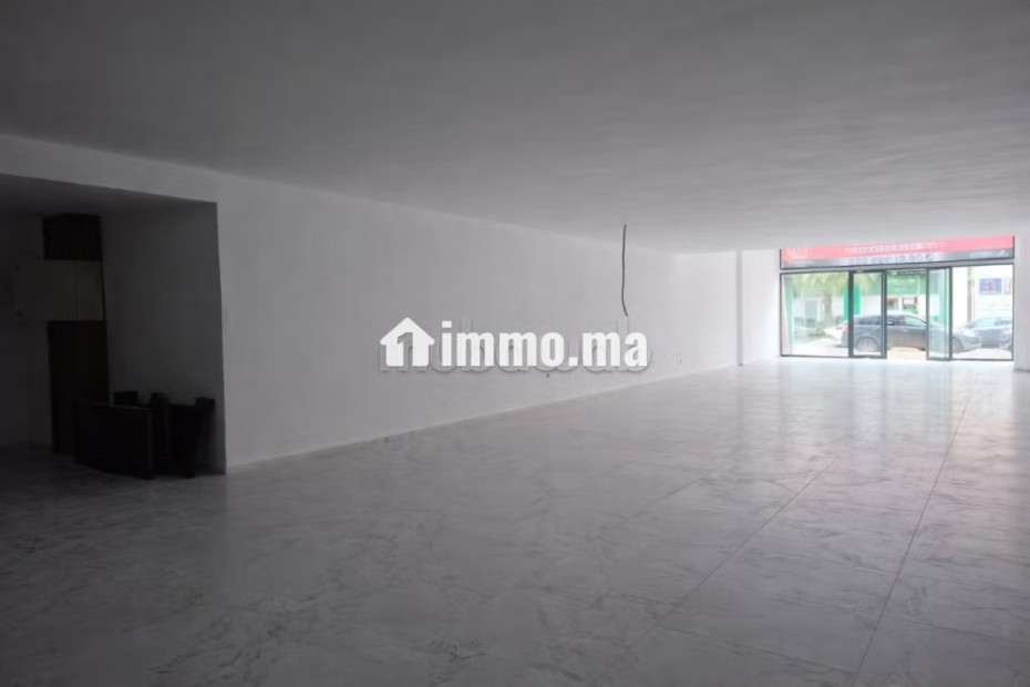 Magasins spacieux avec mezzanine à Oasis - Location Immobilier - Casablanca - photo 6