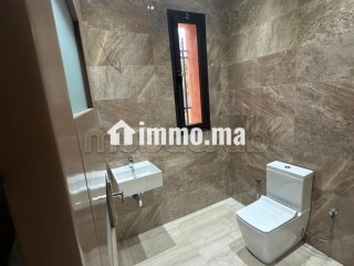 Villa avec piscine 4chambres dans résidence fermée - Villa à vendre - Marrakech