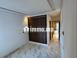Appartement à l'achat à Sidi Abdellah. 3 pièces - Appartement à vendre - Sale