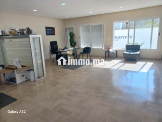 Au cœur de Sidi Maârouf, location d’un plateau bureau aménagé sur 3 niveaux. Sup de 570 m² - Bureau à louer - Casablanca