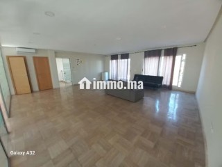 Au cœur de Sidi Maârouf, location d’un plateau bureau aménagé sur 3 niveaux. Sup de 570 m² - Bureau à louer - Casablanca
