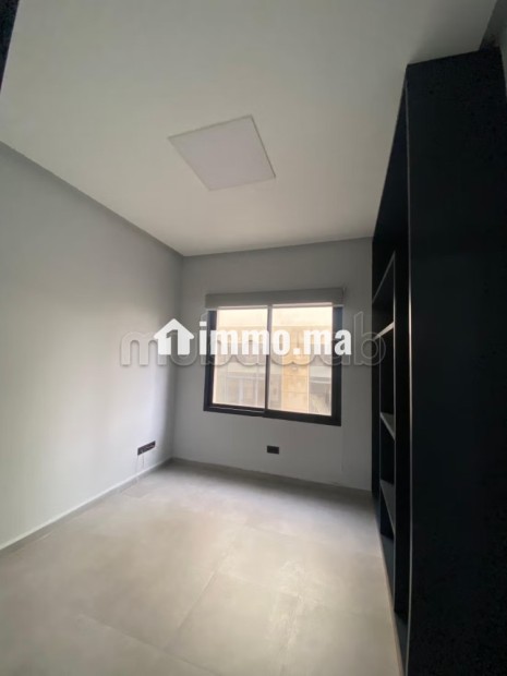Bureaux à louer à Almaz. Superficie 37 m².
Résidence sécurisée - Location Immobilier - Casablanca - photo 5