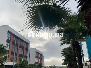 Bureaux à louer à Almaz. Superficie 37 m².
Résidence sécurisée - Bureau à louer - Casablanca