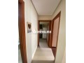 Bel appartement en location à Moulay Youssef.
Surface de 64 m².
Résidence avec concierge - miniature 6