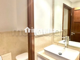 Très bel appartement en location à Ain Diab.
Surface totale 220 m².
Double vitrage et chauffage central - Appartement à louer - Casablanca