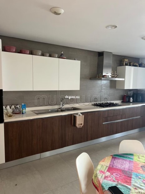 Appartement à l'achat à Casablanca Marina. 2 chambres. Vue sur mer et porte blindée - Vente Immobilier - Casablanca - photo 2