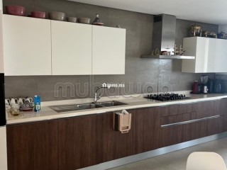 Appartement à l'achat à Casablanca Marina. 2 chambres. Vue sur mer et porte blindée - Appartement à vendre - Casablanca
