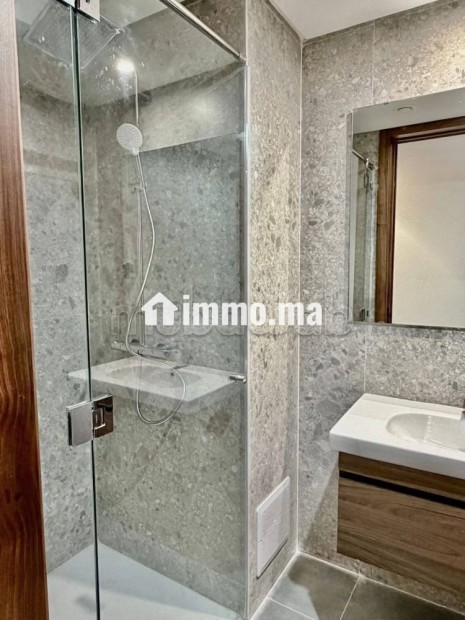 Très bel appartement 2 chambres vide CFC à louer - Location Immobilier - Casablanca - photo 7