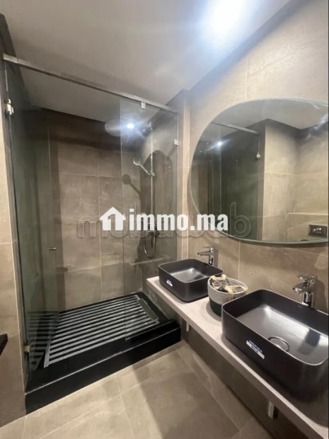Bel appartement de deux chambres vide cfc - Location Immobilier - Casablanca - photo 8