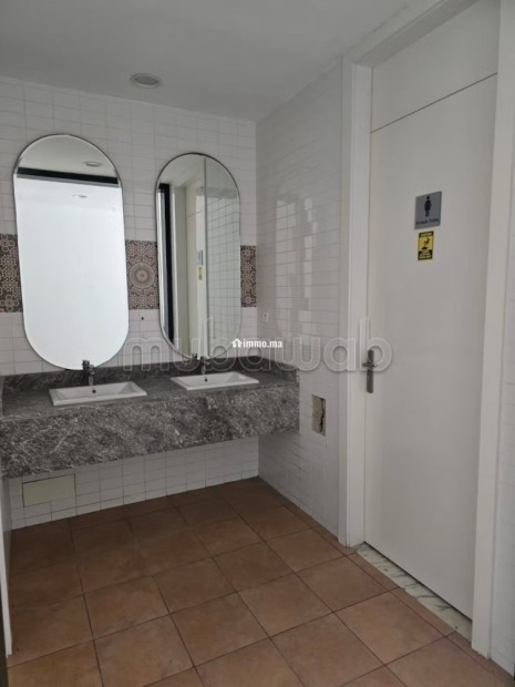 Bureau aménagé sur 2 niveaux CASABLANCA MARINA - Location Immobilier - Casablanca - photo 2