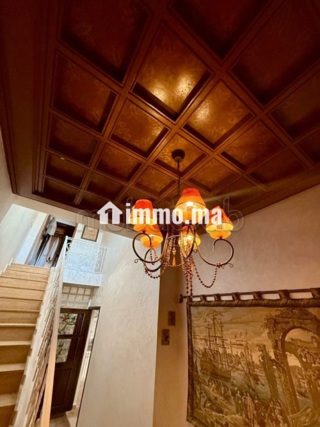 Vente villa de luxe à Harhoura. Surface de 527 m². Piscine, climatisation - Vente Immobilier - Harhoura - photo 4