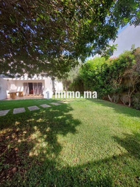 Terrain & Villa à Usage Commercial 846 m2 - Vente Immobilier - Casablanca - photo 1