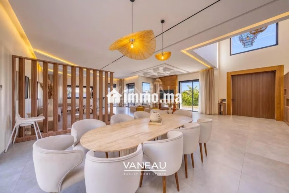 À Vendre: Villa Moderne de 385 m² sur Golf à Marrakech - Vente Immobilier - Autre - photo 2